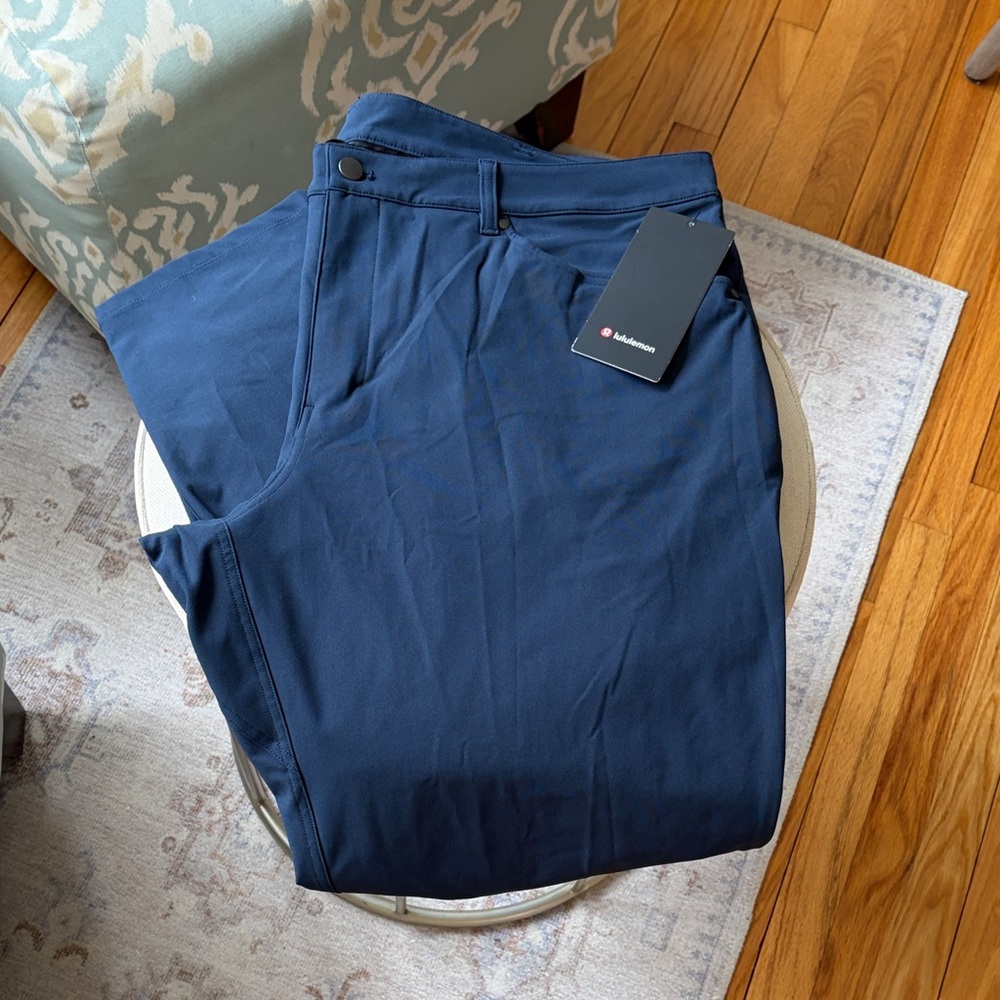 lululemon athletica Men’s Navy Chino-Style Performance Pants